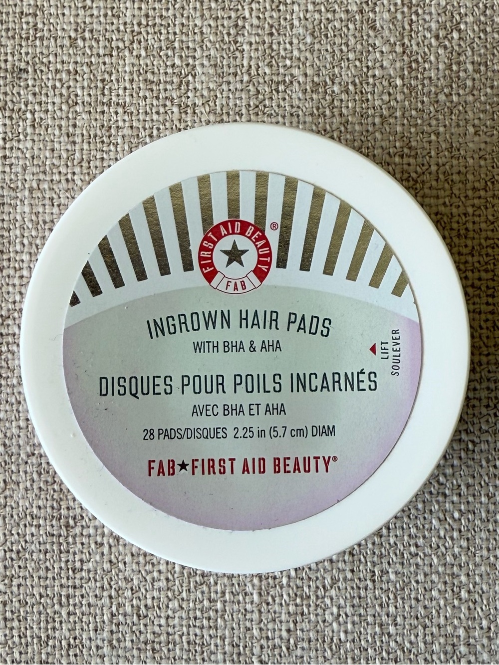 NEW First Aid Beauty Ingrown Hair Pads with BHA & AHA